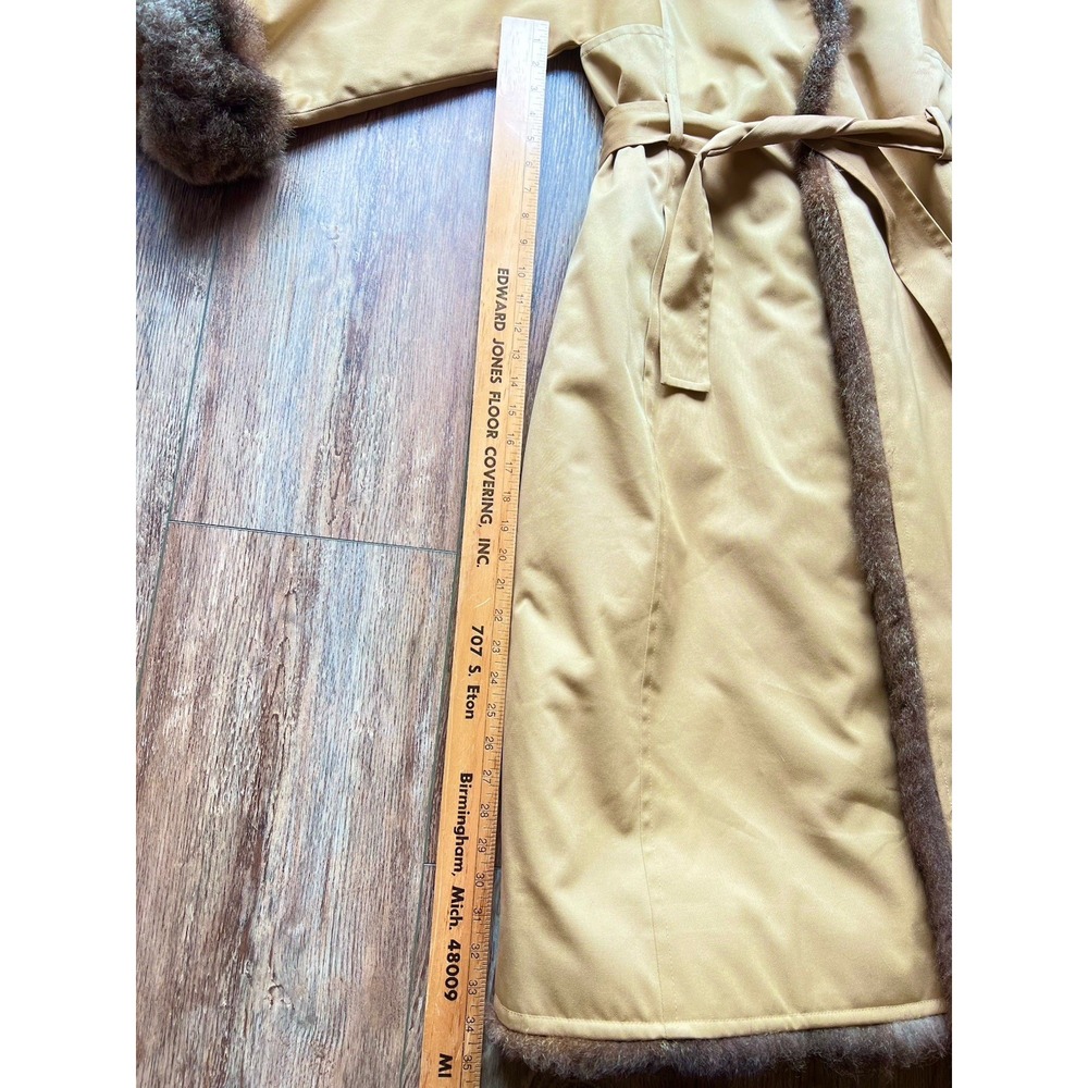 Vintage 60s 70s Tan Coat Genuine Fur Trim Quilted Lining Belted Mod Camel M/L - Picture 5 of 13